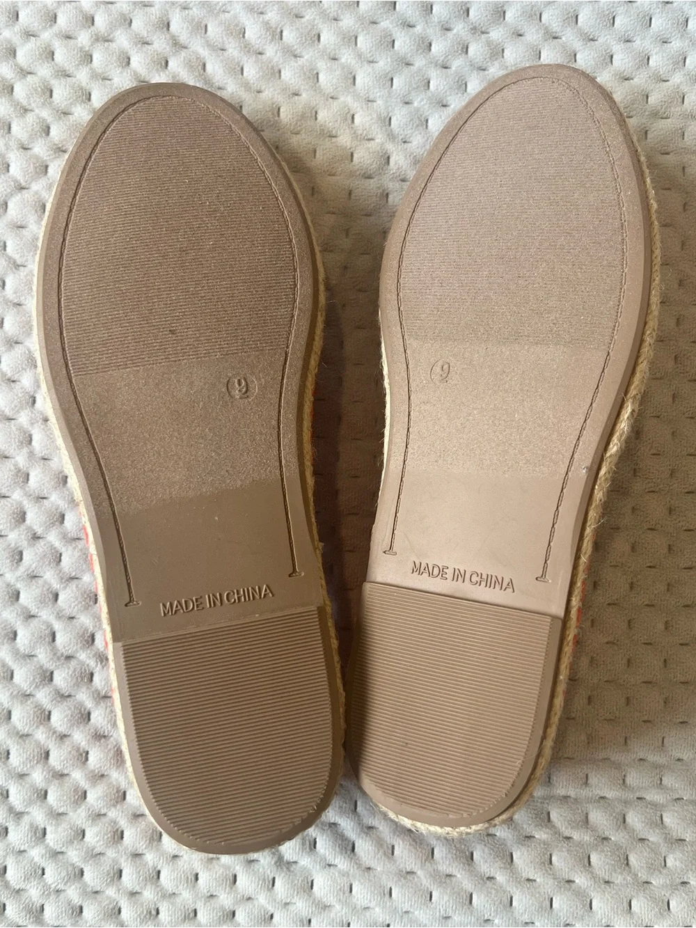 Tahari Espadrille Flats | Size 9